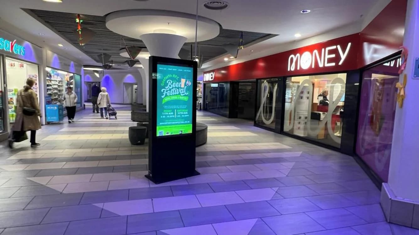 Gosforth Shopping Centre (Screen 2 of 3)