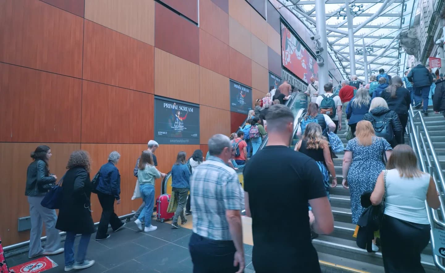 Waverley Steps, Edinburgh (Screen 4 of 4)